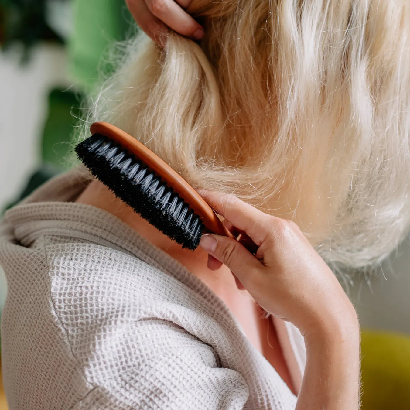 Natural Bristle Pearwood Hairbrush