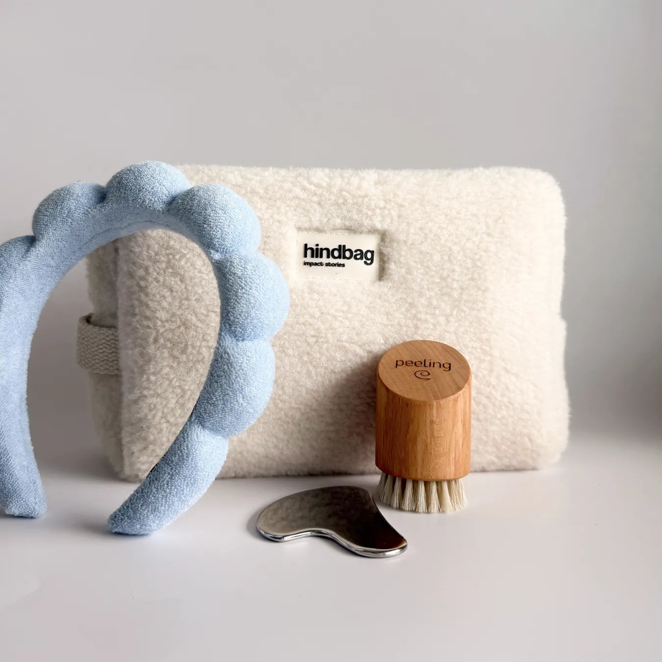 Leon Teddy Toiletry Bag