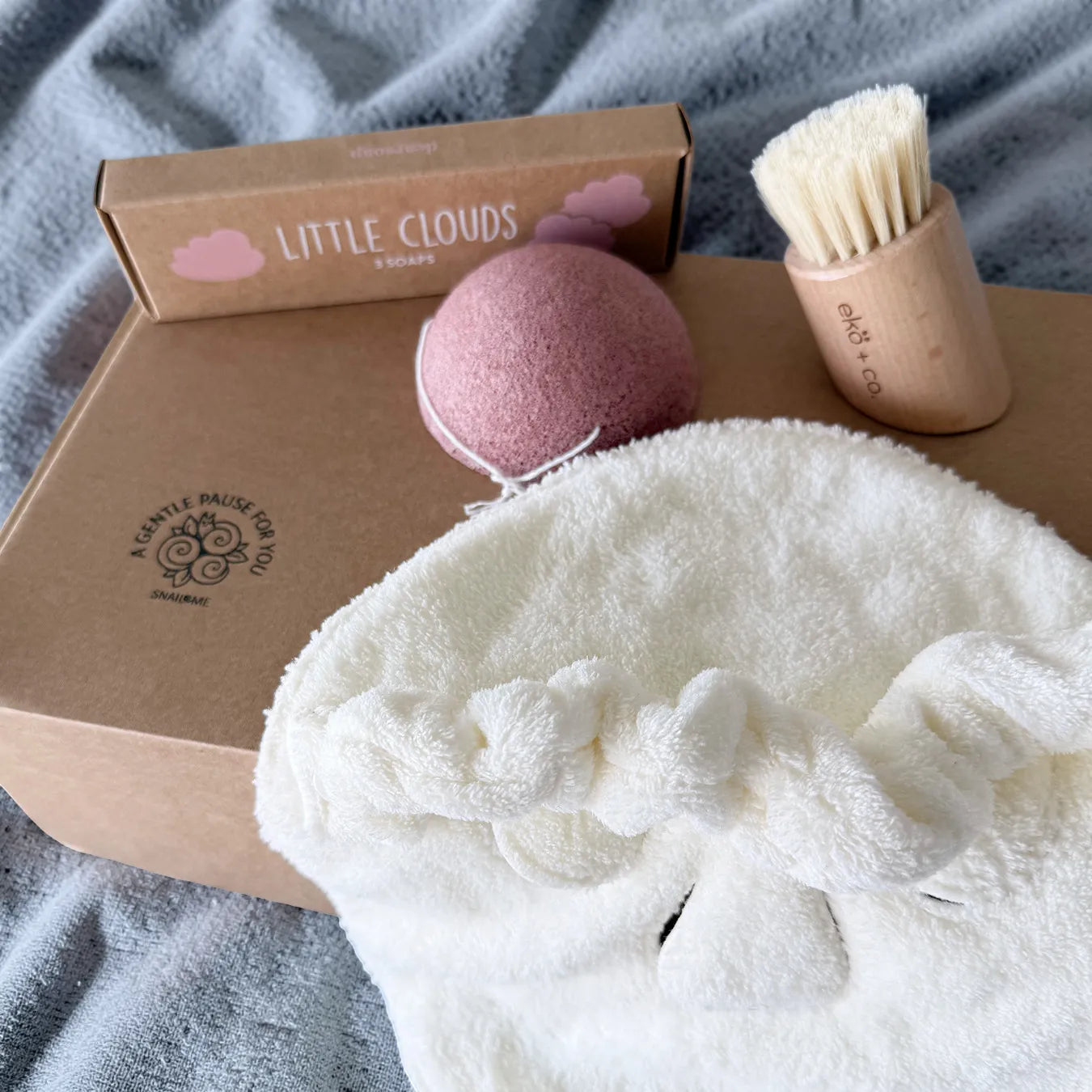 Above the Hustle Gift Set