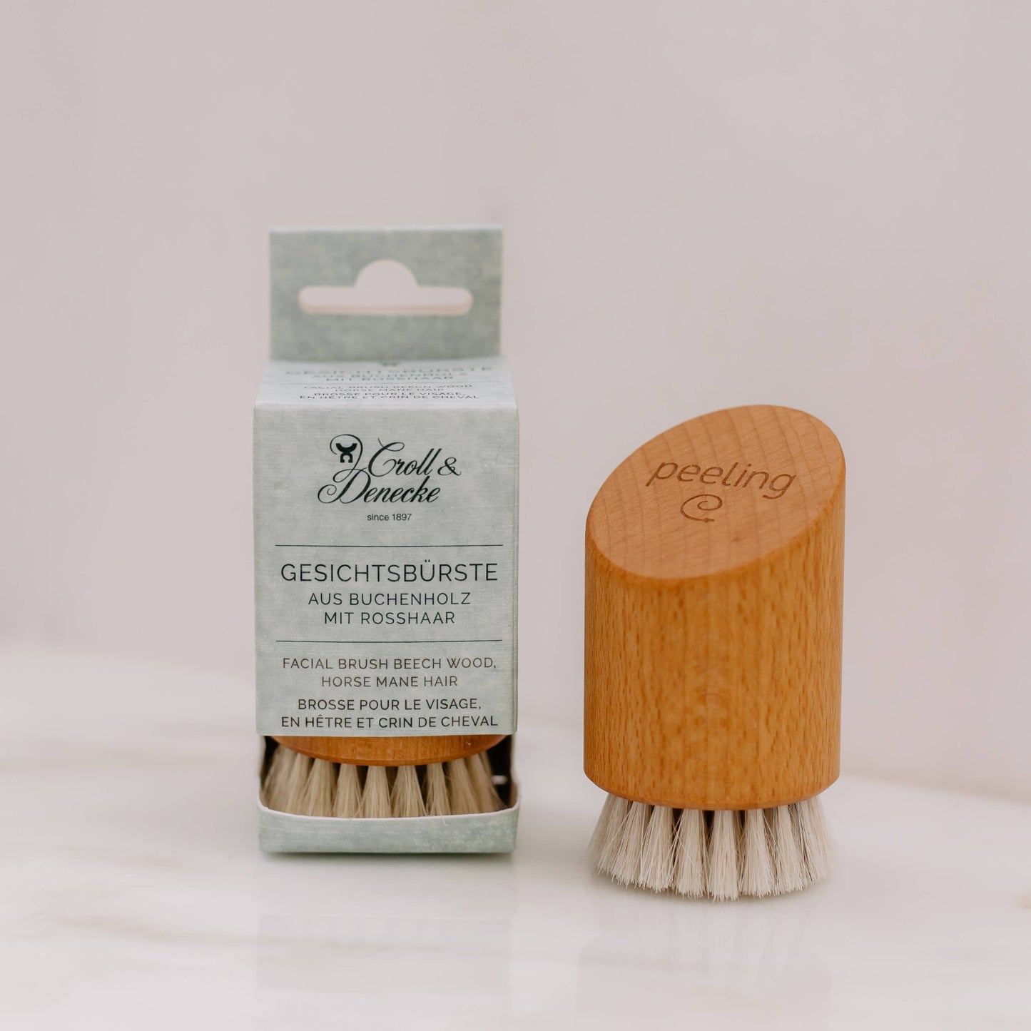 Beech Wood Face Brush